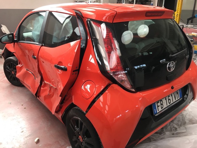 toyota aygo incidentata